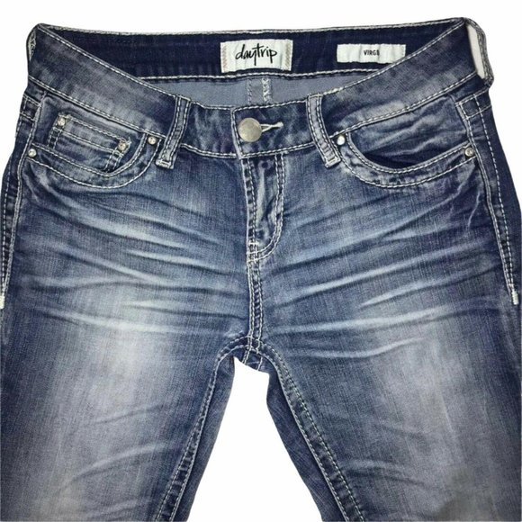 Daytrip Virgo Light Embroidered Crop Jeans 26 23 - Picture 3 of 8